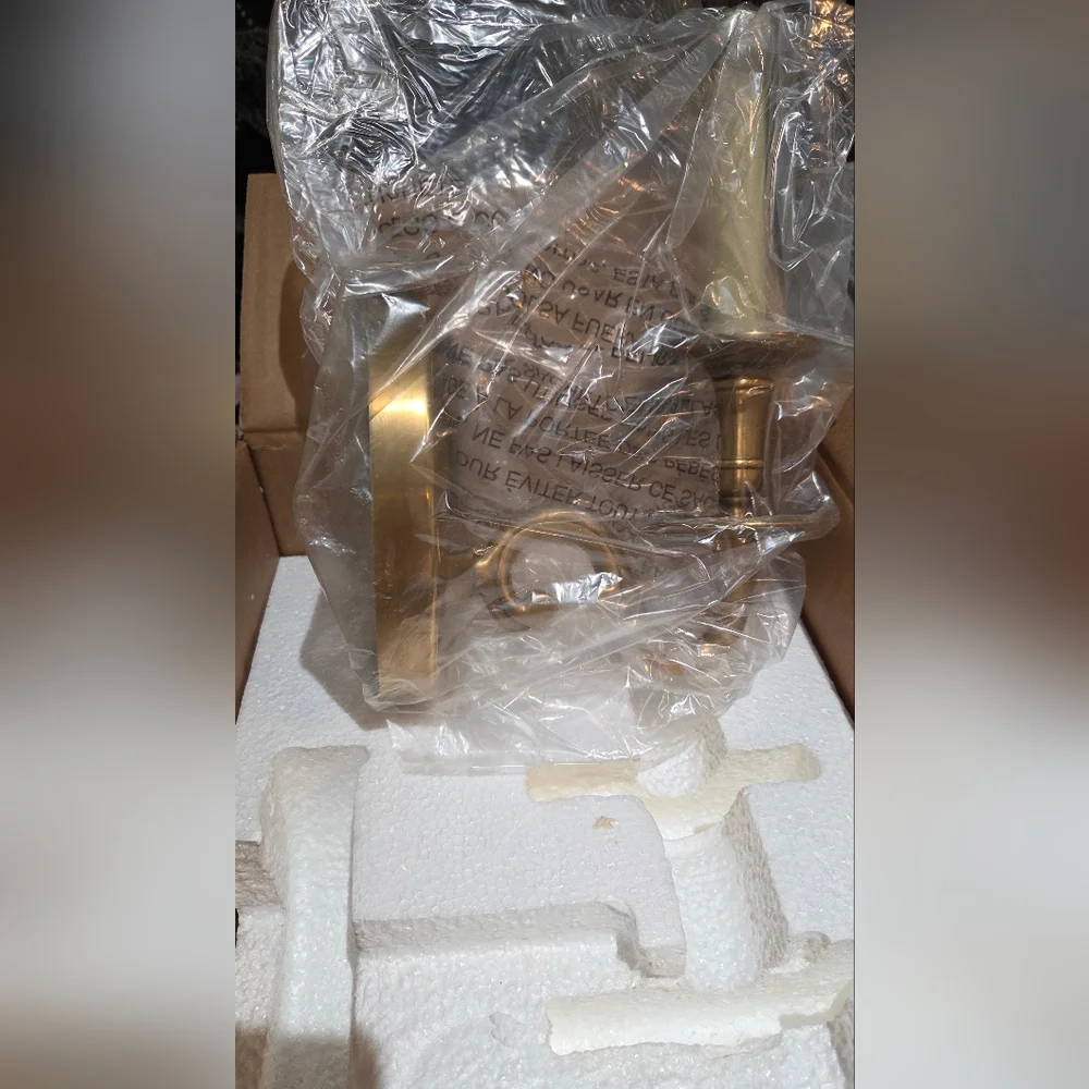 E.F. Chapman Grosvenor House Single Sconce In Antique-Burnished Brass - Picture 7 of 7